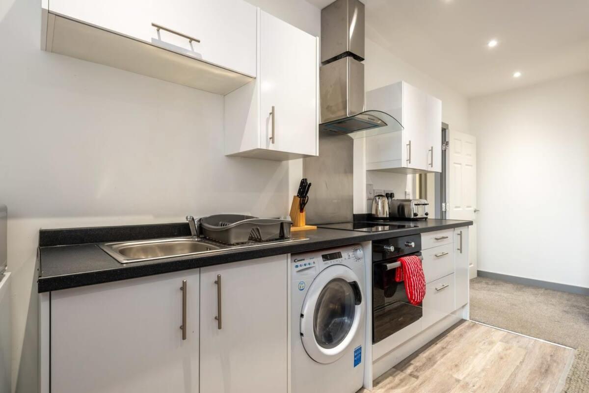 Smart 2 Bed Budget Apartment In Central Doncaster Luaran gambar